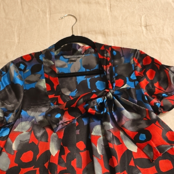A/X Armani Exchange Silk Red and Blue Patterned Blouse - Picture 8 of 15